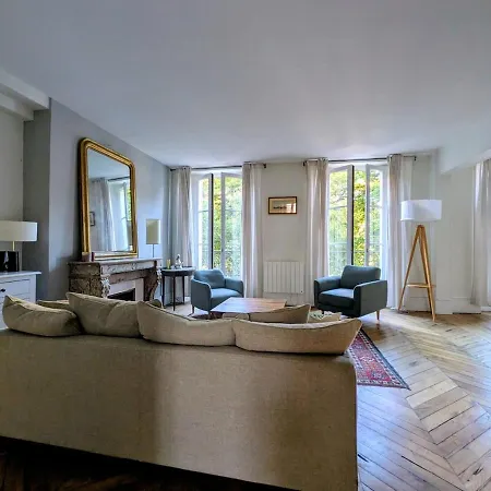 Le Lully Apartamento *